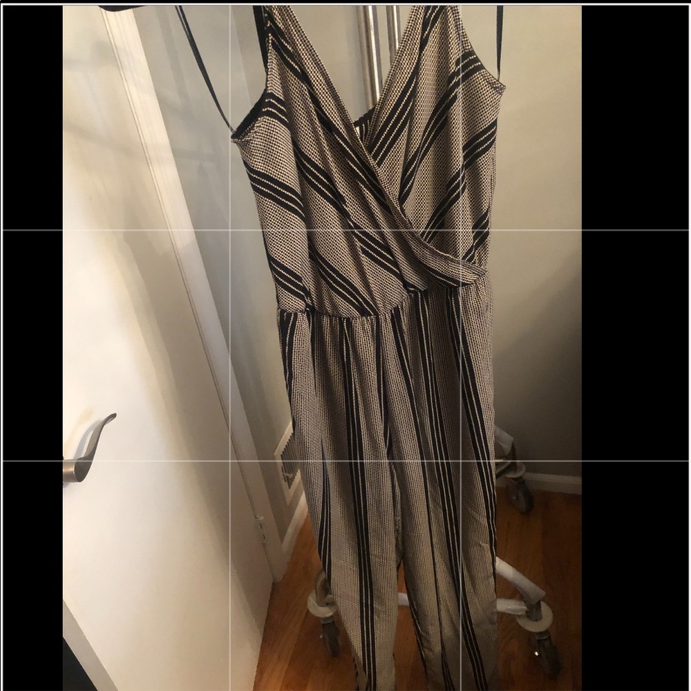 Jumpsuit - Picture 3 of 4